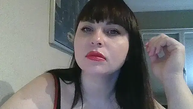 KamillaLaLove online show from October 7, 2025, 7:48 pm