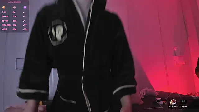 sasha riverss online show from December 19, 2025, 7:16 pm