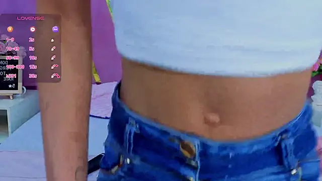 EmmyCortez online show from September 29, 2025, 11:49 am