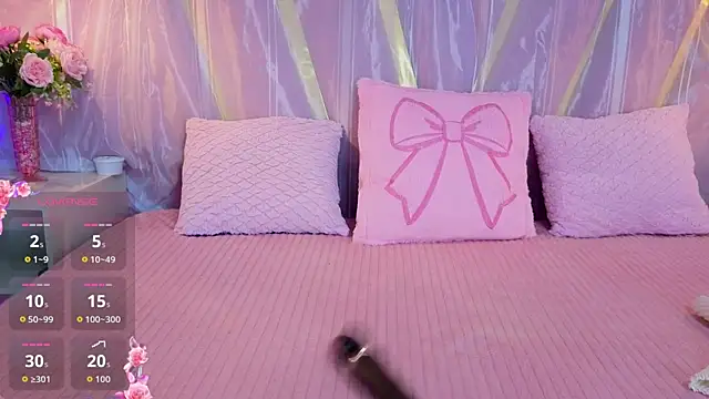 EmmyCortez online show from April 15, 2026, 11:49 am