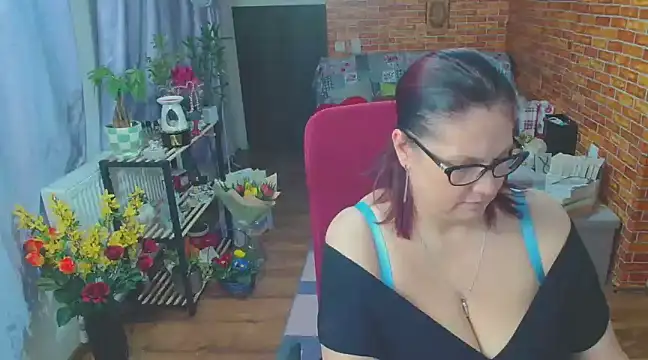 Snapshot of like2knowyou chatting on March 8, 2025, 8:57 pm like2knowyou online show from March 8, 2025, 8:57 pm