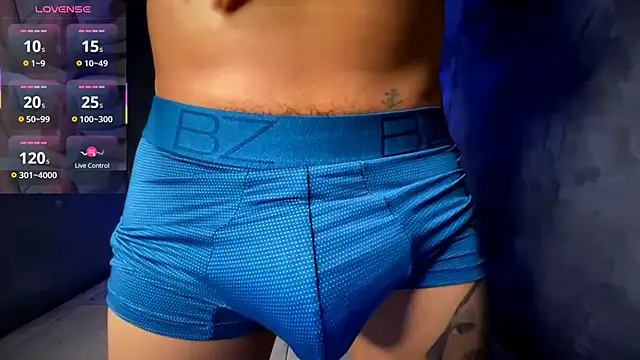 Snapshot of jeffvalemtino chatting on October 17, 2025, 10:55 pm jeffvalemtino online show from October 17, 2025, 10:55 pm