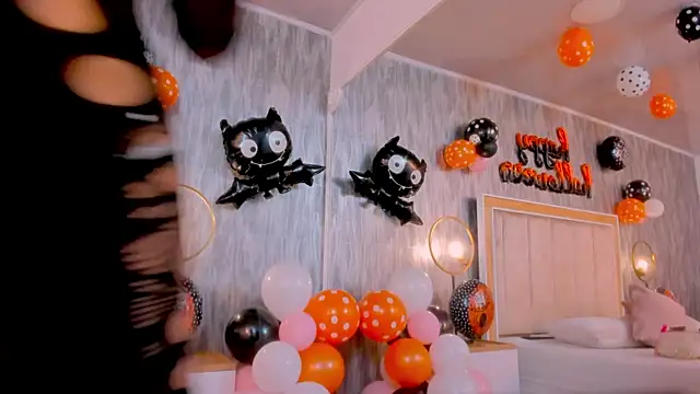 Snapshot of NahomyCarther chatting on October 22, 2025, 3:50 am NahomyCarther online show from October 22, 2025, 3:50 am