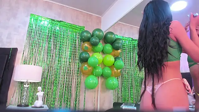 Snapshot of NahomyCarther chatting on March 16, 2026, 10:23 pm NahomyCarther online show from March 16, 2026, 10:23 pm