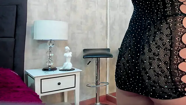 Snapshot of NahomyCarther chatting on April 2, 2026, 10:16 pm NahomyCarther online show from April 2, 2026, 10:16 pm