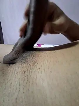 Snapshot of mikytoo chatting on February 13, 2026, 3:17 am mikytoo online show from February 13, 2026, 3:17 am