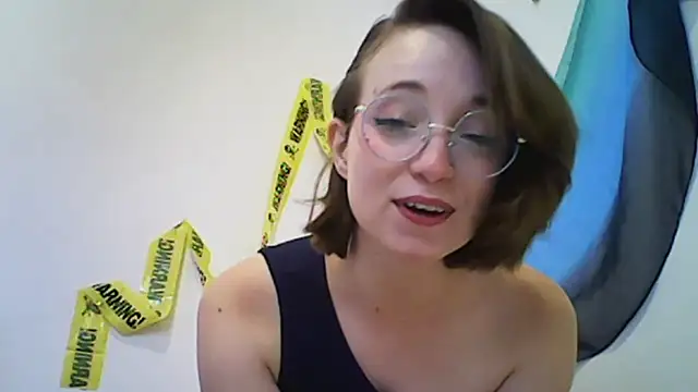 Snapshot of Elise_Nyx chatting on November 29, 2025, 1:33 pm Elise Nyx online show from November 29, 2025, 1:33 pm