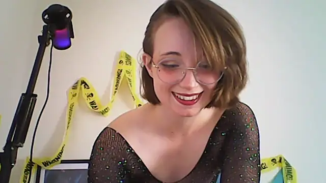 Snapshot of Elise_Nyx chatting on November 13, 2025, 11:47 am Elise Nyx online show from November 13, 2025, 11:47 am