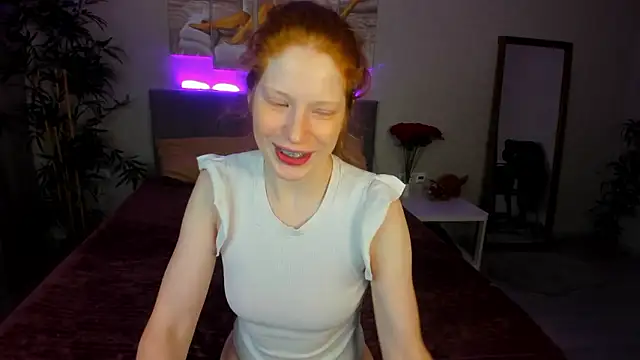 Snapshot of Sandra_Wi1son chatting on February 4, 2026, 1:33 am Sandra Wi1son online show from February 4, 2026, 1:33 am