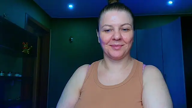 Snapshot of VeronikawGold chatting on May 18, 2026, 11:59 am VeronikawGold online show from May 18, 2026, 11:59 am