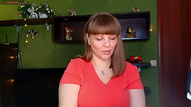 Snapshot of VeronikawGold chatting on February 13, 2026, 5:07 am VeronikawGold online show from February 13, 2026, 5:07 am