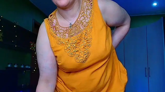 Snapshot of VeronikawGold chatting on May 22, 2026, 7:01 pm VeronikawGold online show from May 22, 2026, 7:01 pm