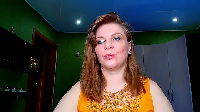 Snapshot of VeronikawGold chatting on May 9, 2026, 10:35 pm VeronikawGold online show from May 9, 2026, 10:35 pm
