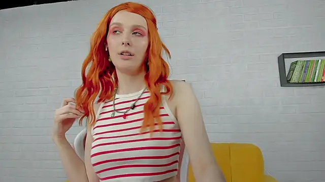 KristinMoore online show from February 26, 2025, 11:21 am