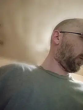 taterae online show from April 13, 2026, 8:51 am