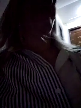 Snapshot of LadyTouch chatting on April 8, 2026, 7:26 pm LadyTouch online show from April 8, 2026, 7:26 pm