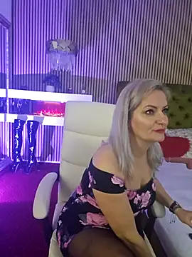 Snapshot of LadyTouch chatting on February 6, 2026, 11:56 pm LadyTouch online show from February 6, 2026, 11:56 pm