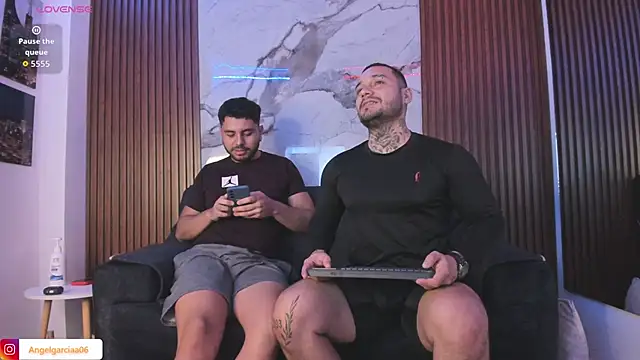 Angelgarcia  online show from December 22, 2025, 10:43 pm