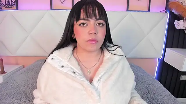 Snapshot of valkiria_davies_ chatting on March 5, 2025, 12:11 pm valkiria davies online show from March 5, 2025, 12:11 pm