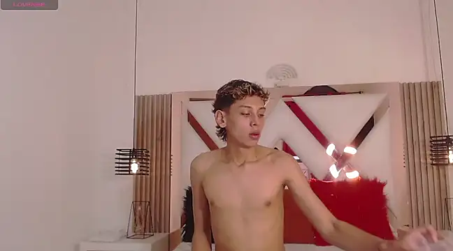 Snapshot of Noahoconor chatting on February 25, 2025, 3:53 pm Noahoconor online show from February 25, 2025, 3:53 pm