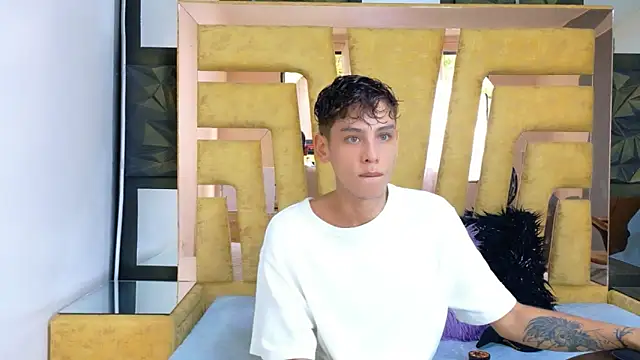 Snapshot of Noahoconor chatting on September 16, 2025, 5:03 pm Noahoconor online show from September 16, 2025, 5:03 pm