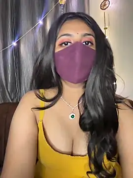 Dishasarmaa05 online show from October 26, 2025, 1:55 pm