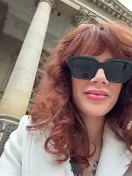 FrancescaFerra online show from October 14, 2025, 1:56 pm