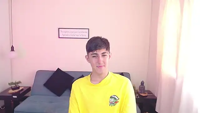 babymaik online show from March 14, 2025, 5:13 pm