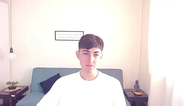 babymaik online show from March 11, 2025, 1:56 pm