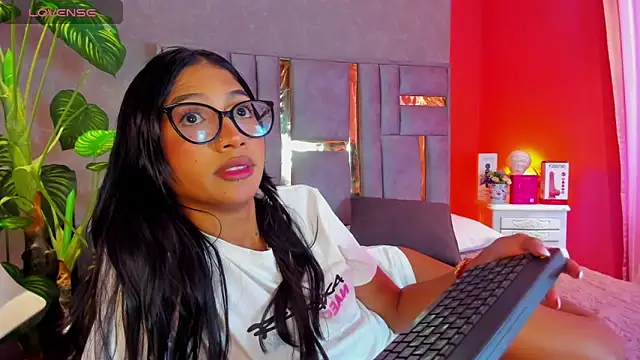 Tyla Ks online show from March 31, 2026, 7:27 pm