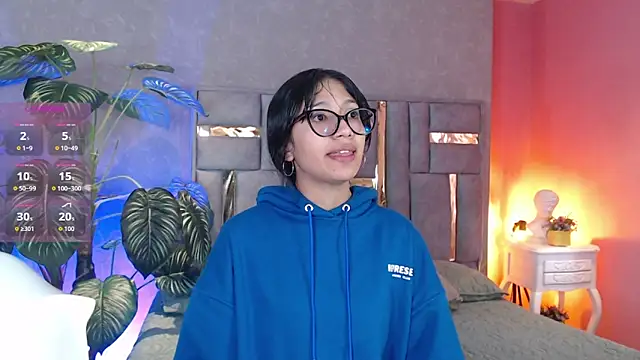 Snapshot of Tyla_Ks chatting on September 27, 2025, 8:15 pm Tyla Ks online show from September 27, 2025, 8:15 pm