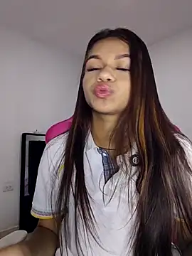 sophia ramirez12 online show from May 20, 2026, 9:34 pm
