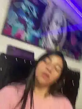 Snapshot of Kenii4 chatting on February 22, 2025, 9:37 pm Kenii4 online show from February 22, 2025, 9:37 pm