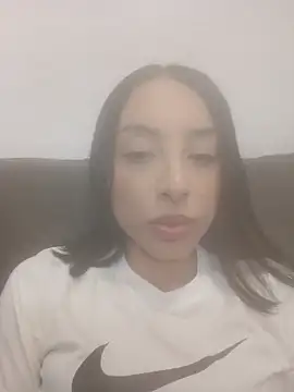 Snapshot of agaataa_ chatting on March 16, 2025, 3:47 am agaataa online show from March 16, 2025, 3:47 am