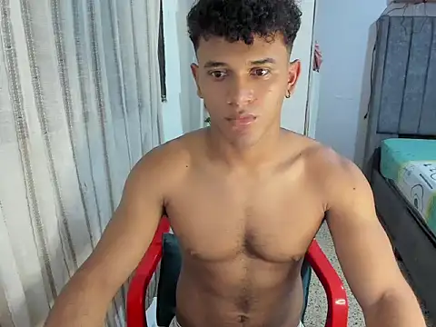 Snapshot of Fox2evans chatting on January 17, 2026, 7:12 am Fox2evans online show from January 17, 2026, 7:12 am