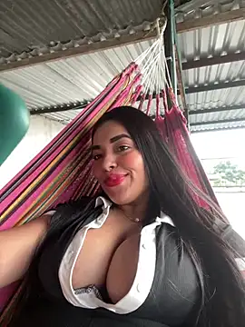 Snapshot of _SARA_69 chatting on March 7, 2026, 12:10 pm SARA 69 online show from March 7, 2026, 12:10 pm