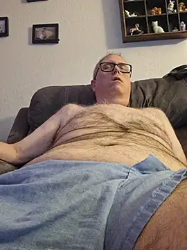 Smallone327 online show from March 31, 2026, 5:31 am