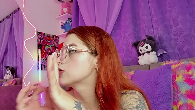 Snapshot of MelaniJhonson chatting on May 31, 2026, 3:34 am MelaniJhonson online show from May 31, 2026, 3:34 am