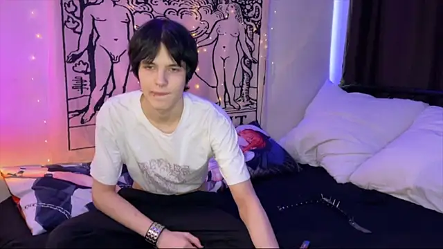 Snapshot of timi-moon chatting on February 19, 2025, 10:34 am timi-moon online show from February 19, 2025, 10:34 am