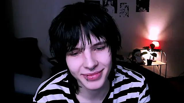 Snapshot of timi-moon chatting on November 20, 2025, 10:16 am timi-moon online show from November 20, 2025, 10:16 am