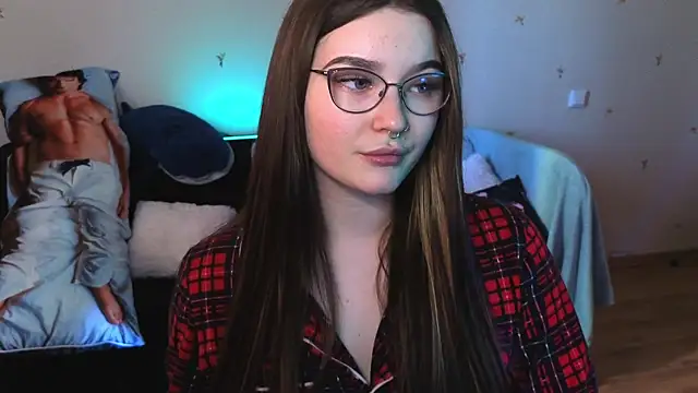 milliedoll online show from May 25, 2026, 12:26 pm