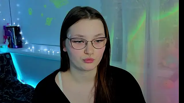 milliedoll online show from October 9, 2025, 10:05 am