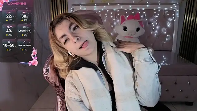 lili conor s online show from November 19, 2025, 3:06 am