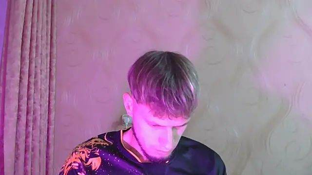 frama666 online show from October 25, 2025, 7:03 pm