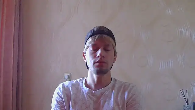 frama666 online show from May 23, 2026, 8:46 am