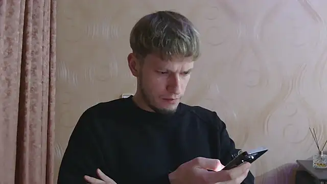 frama666 online show from November 11, 2025, 9:20 pm