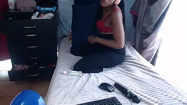 Snapshot of xxTatiannaxx chatting on October 29, 2025, 7:51 am xxTatiannaxx online show from October 29, 2025, 7:51 am