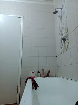 Snapshot of xxTatiannaxx chatting on January 16, 2026, 7:29 pm xxTatiannaxx online show from January 16, 2026, 7:29 pm