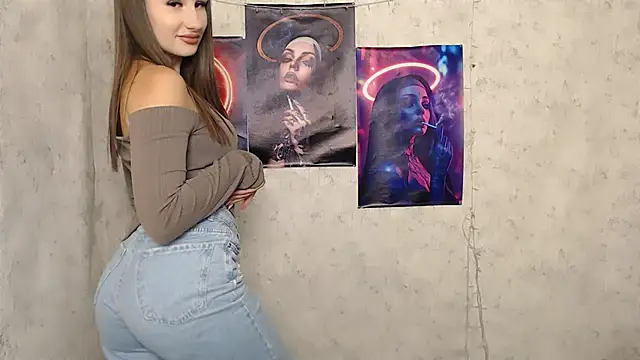 Snapshot of _MiaAngell chatting on September 13, 2025, 1:55 pm MiaAngell online show from September 13, 2025, 1:55 pm