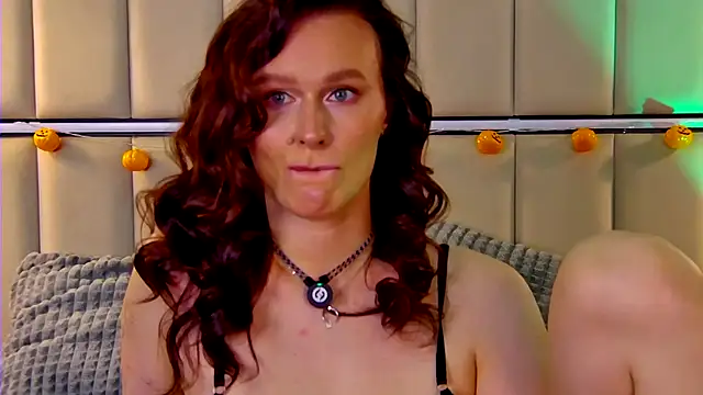 NatalyRose  online show from October 28, 2025, 4:24 am